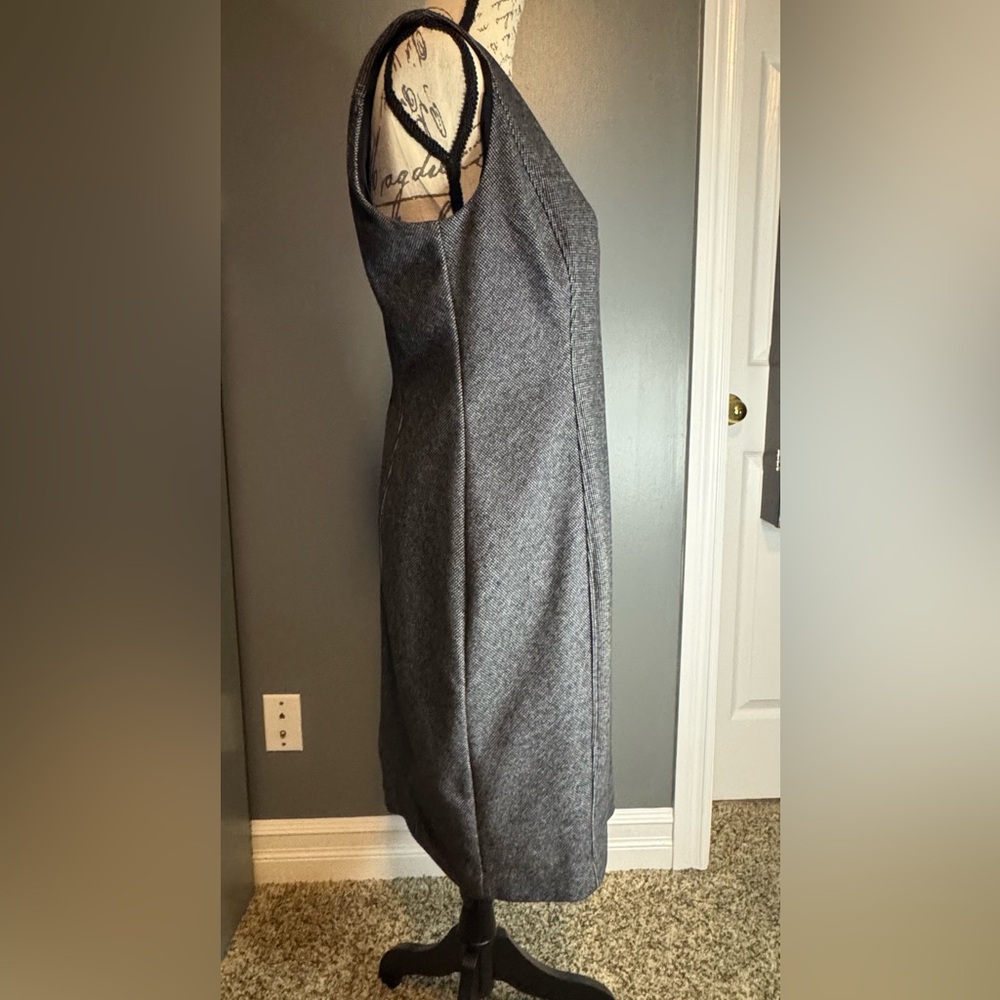 White House Black Market plaid/houndstooth Sleeveless Dress